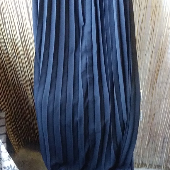 Black and Gold Lulus Maxi NWT - Picture 6 of 10